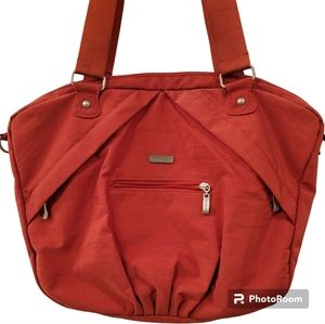 Baggallini Bag - Perfect Bag for Travelling Lots of Hidden Compartments